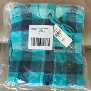 - L.L. Bean Blue Casual Button Down Shirt Soft Fabric. Hooded flannel